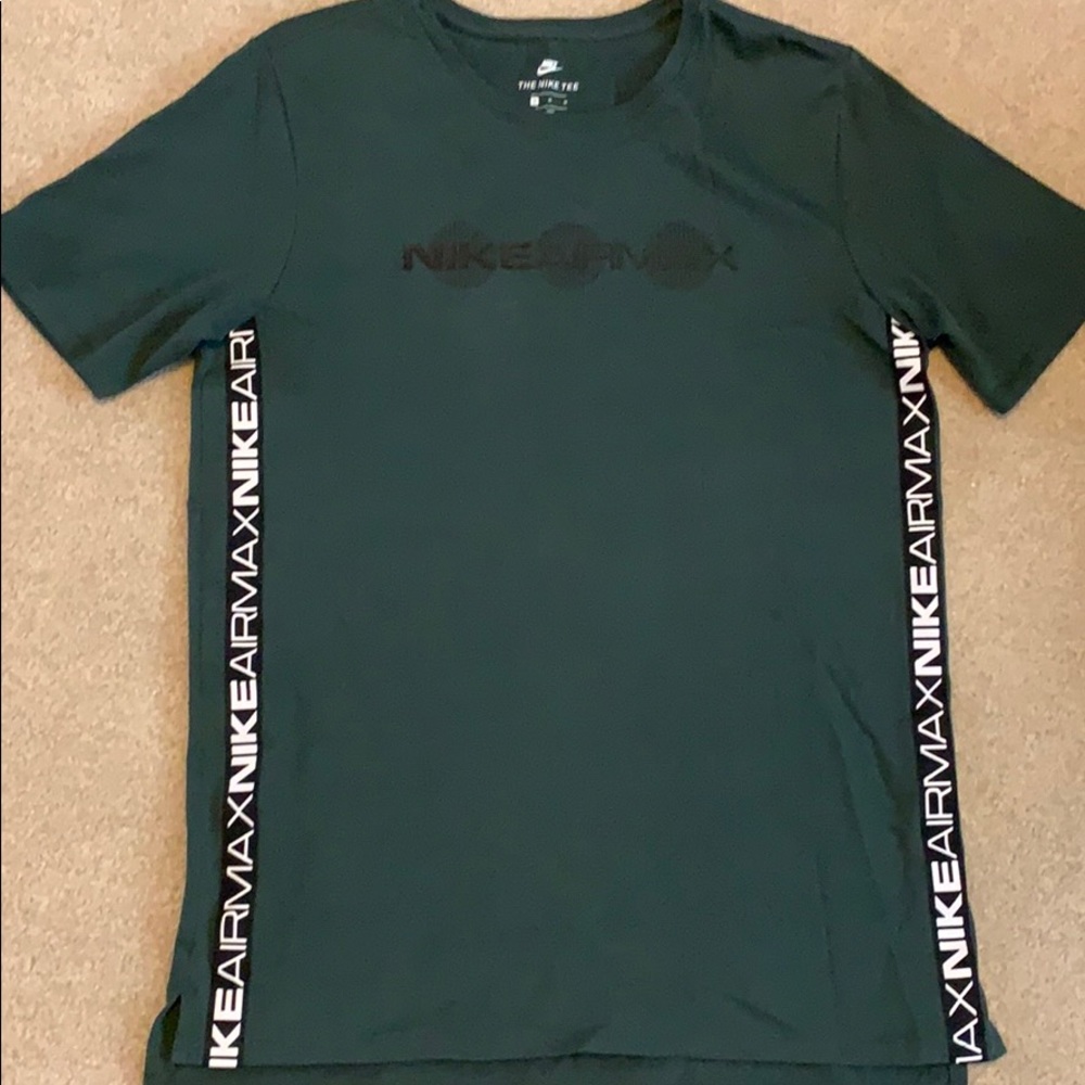 NWOT Nike Air Max split hem Thick T shirt NIKE TEE